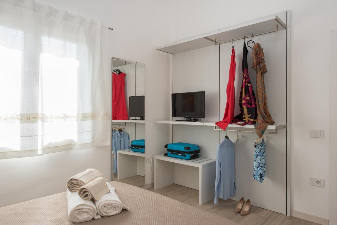 Loft Lungomare Vista Mare E Monti Apartamento Àrbatax Exterior foto