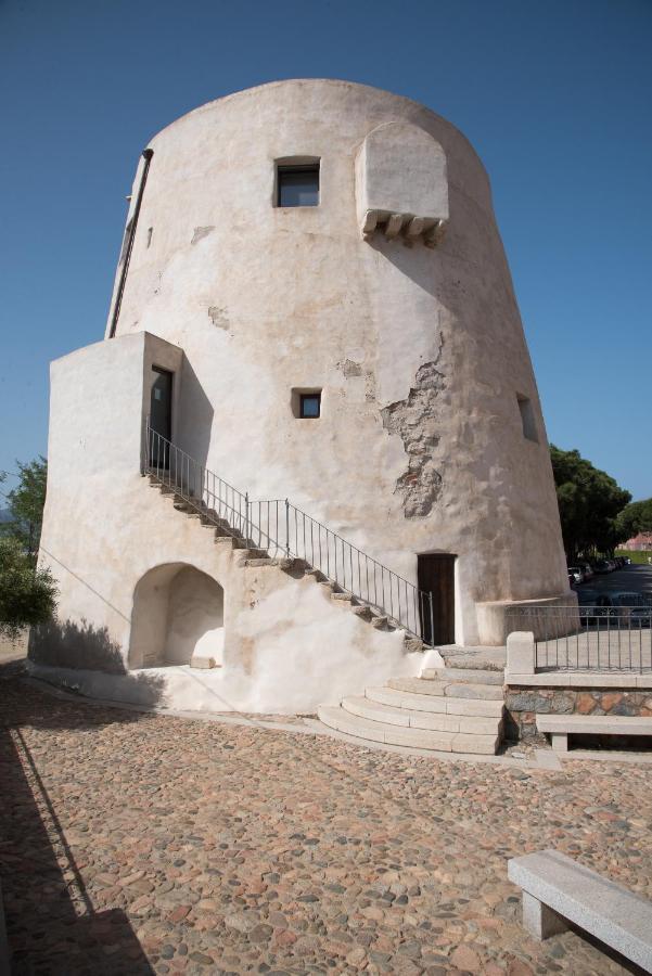 Loft Lungomare Vista Mare E Monti Apartamento Àrbatax Exterior foto
