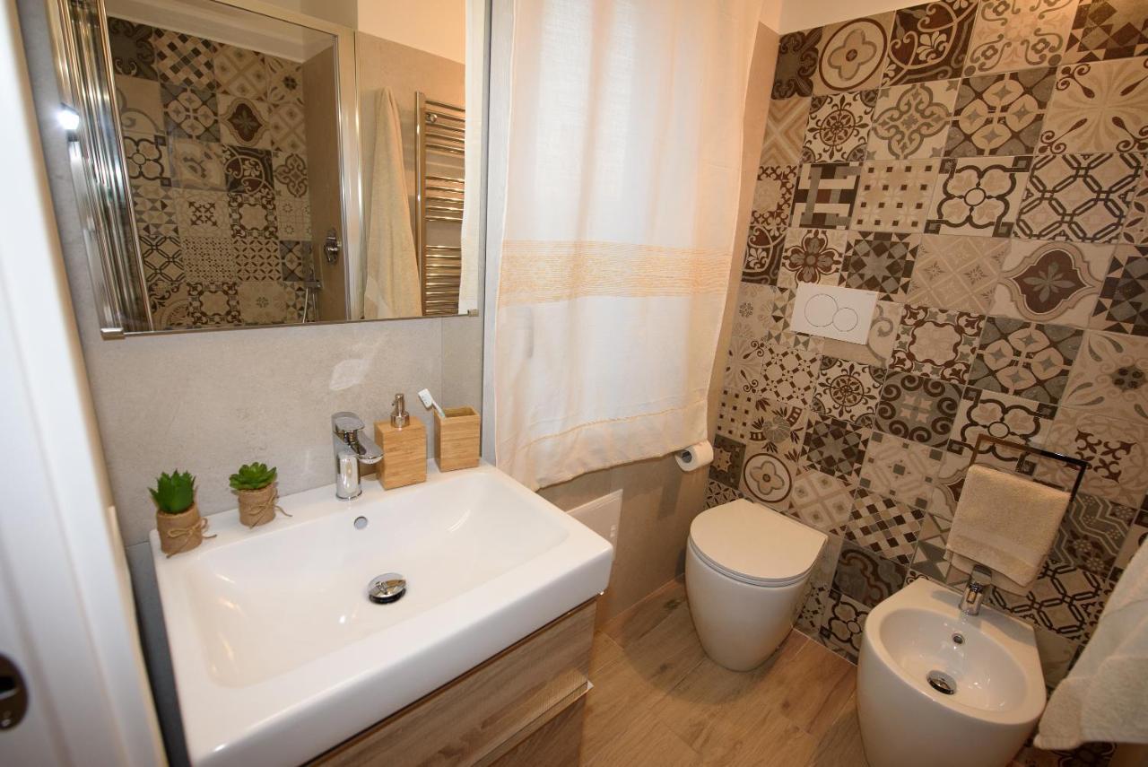 Loft Lungomare Vista Mare E Monti Apartamento Àrbatax Exterior foto