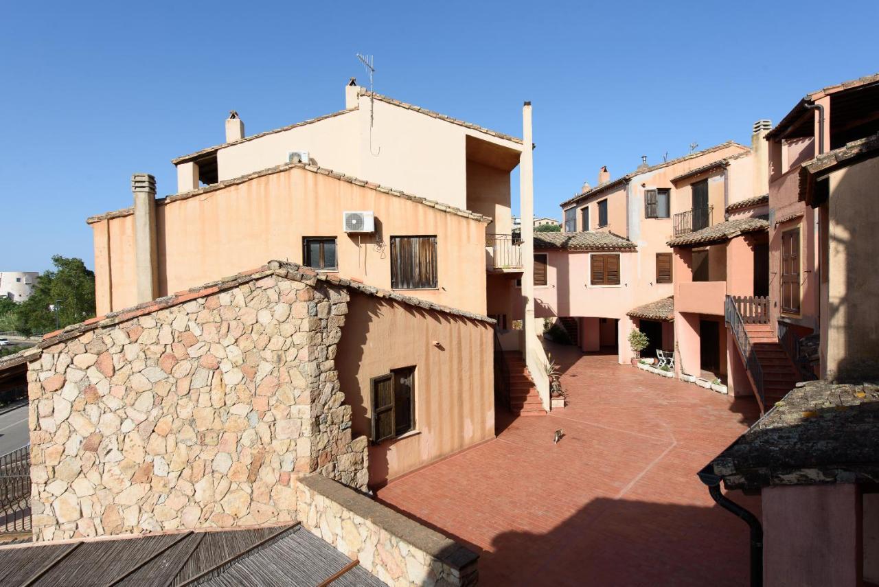 Loft Lungomare Vista Mare E Monti Apartamento Àrbatax Exterior foto
